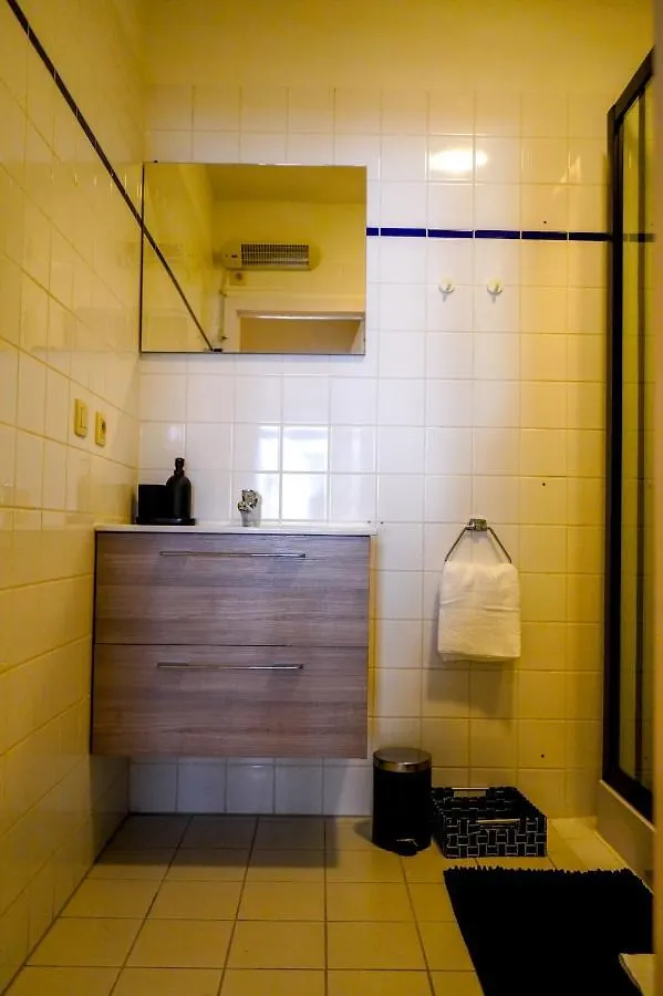 Garden Botanique Apartment 브뤼셀